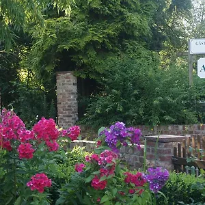 https://gastehaus-kersting.dusseldorf-hotel.net
