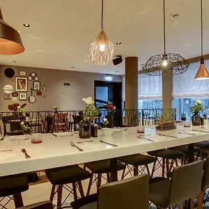 Otel Vienna House Easy By Wyndham